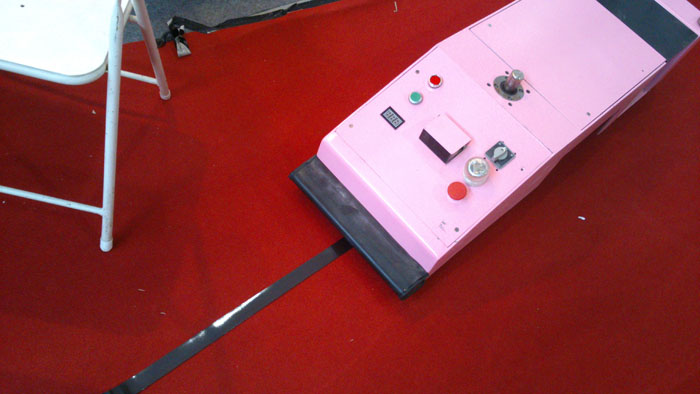 自動(dòng)導(dǎo)引小車 自動(dòng)導(dǎo)引小車